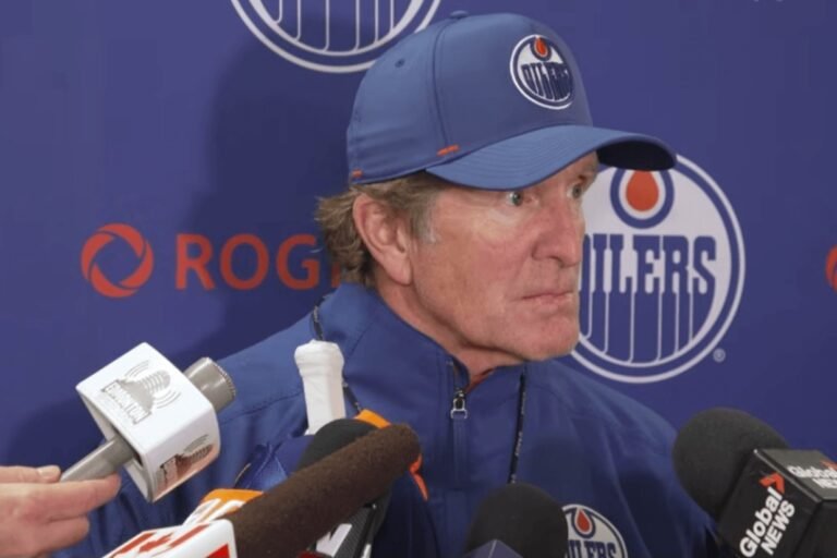 Mike Babcock speaks to reporters following Oilers practice on September 18, 2026.