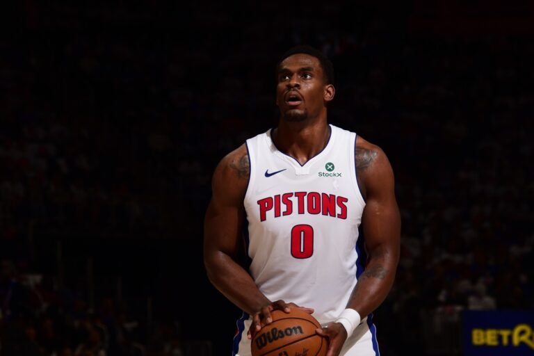Jalen Duren in a Detroit Pistons uniform