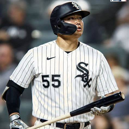 Munetaka Murakami in a White Sox uniform