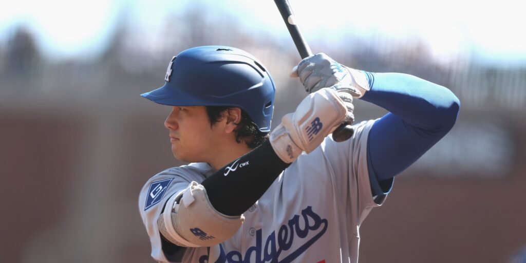 Shohei Ohtani batting for the Los Angeles Dodgers