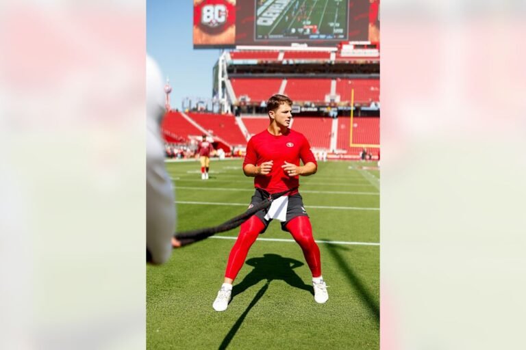 Brock Purdy during pregame preparations before the 49ers–Cardinals game.