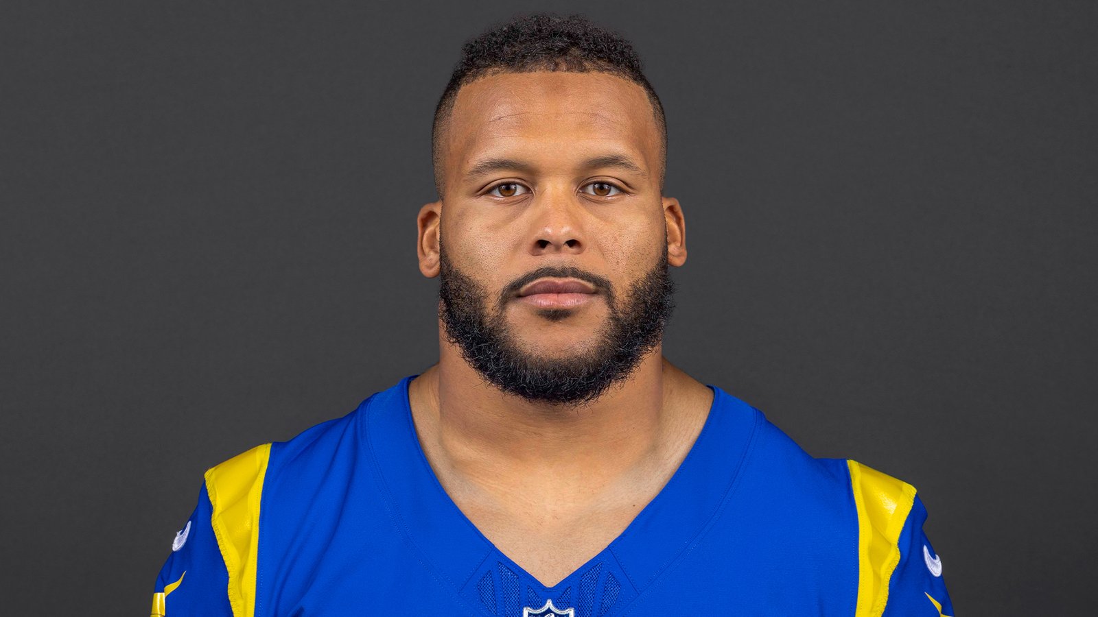 Aaron Donald in a Los Angeles Rams roster portrait.