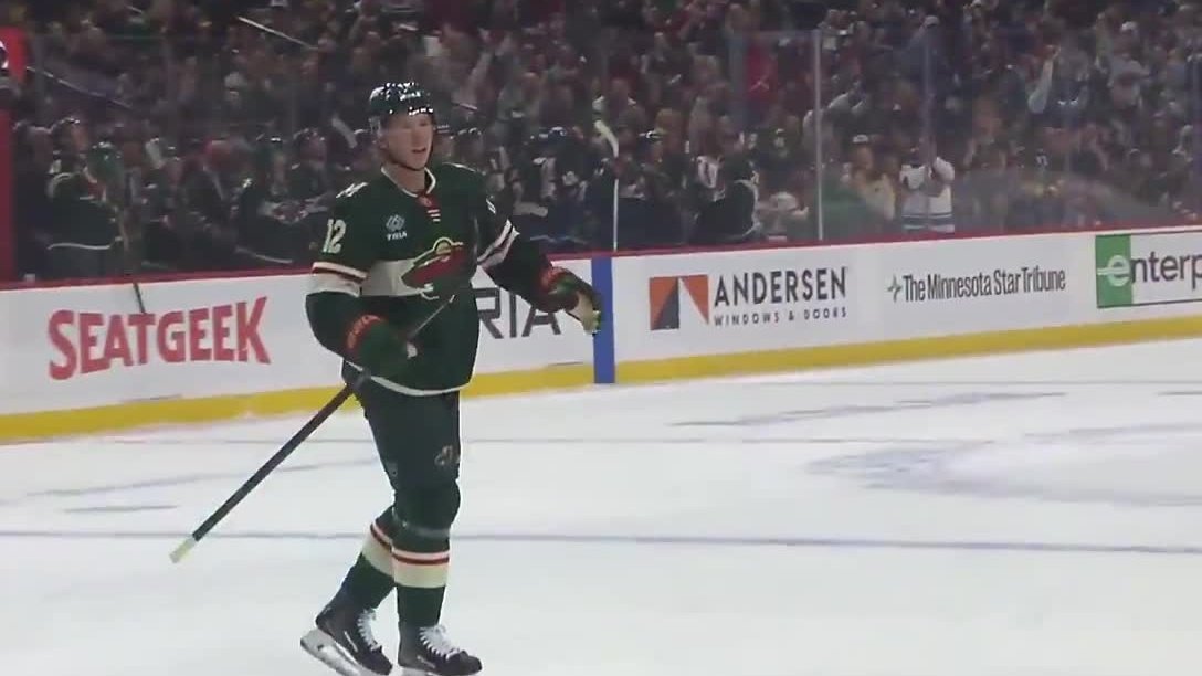 Matt Boldy in Minnesota’s green No. 12 jersey during the game against St. Louis.