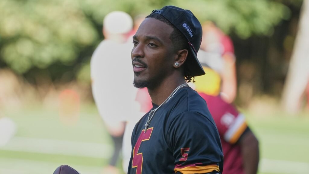 Jayden Daniels at Washington’s September 30, 2026 practice in England