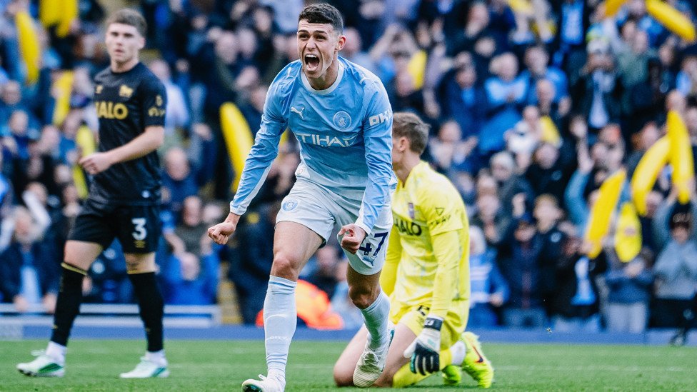 Phil Foden celebrates during Manchester City’s 3–2 league win over Ipswich on October 17, 2026.