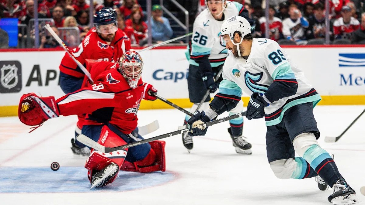 Seattle’s Frederick Gaudreau attacks the Washington goal against Logan Thompson during the October 11 game.