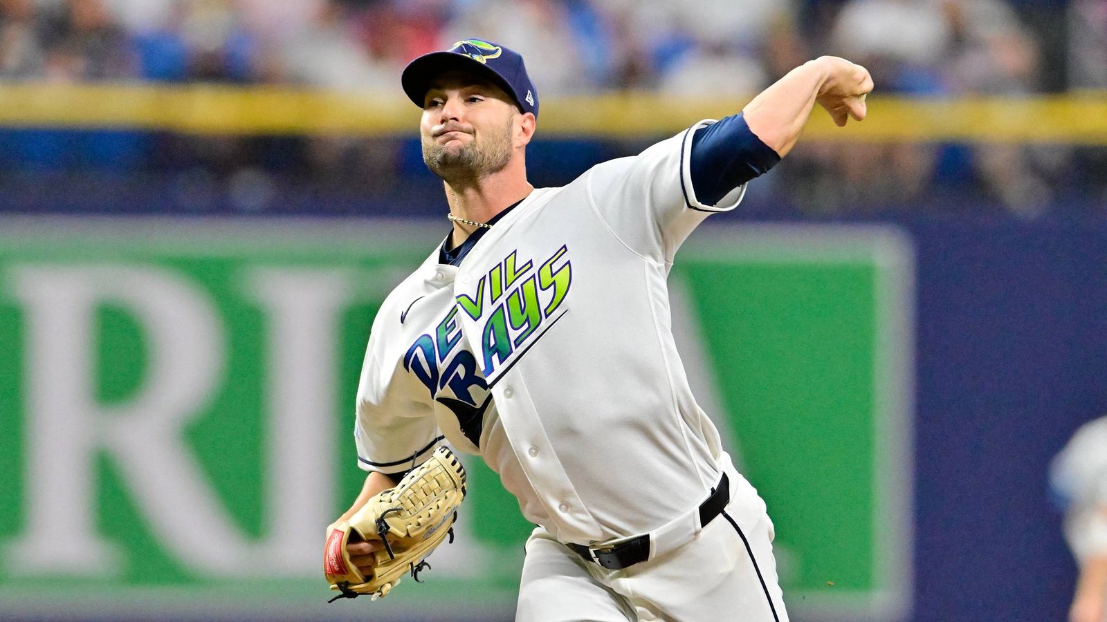 Shane McClanahan delivering a pitch for Tampa Bay against San Diego at Tropicana Field on August 28, 2026.