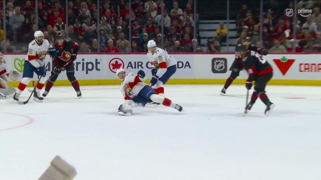 Tim Stützle shoots against Florida during Ottawa’s tying power-play goal.