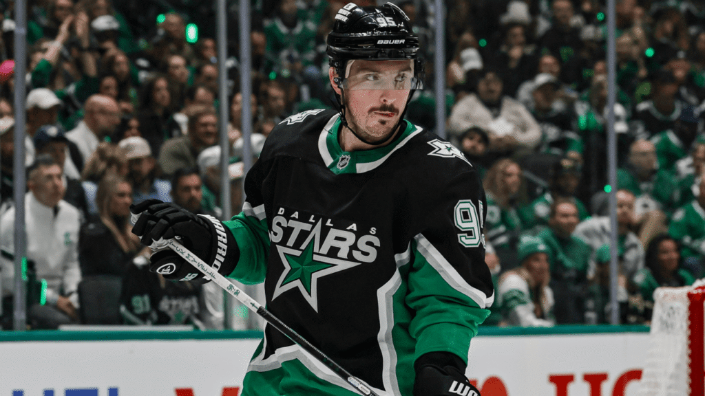 Matt Duchene in a Dallas Stars uniform.