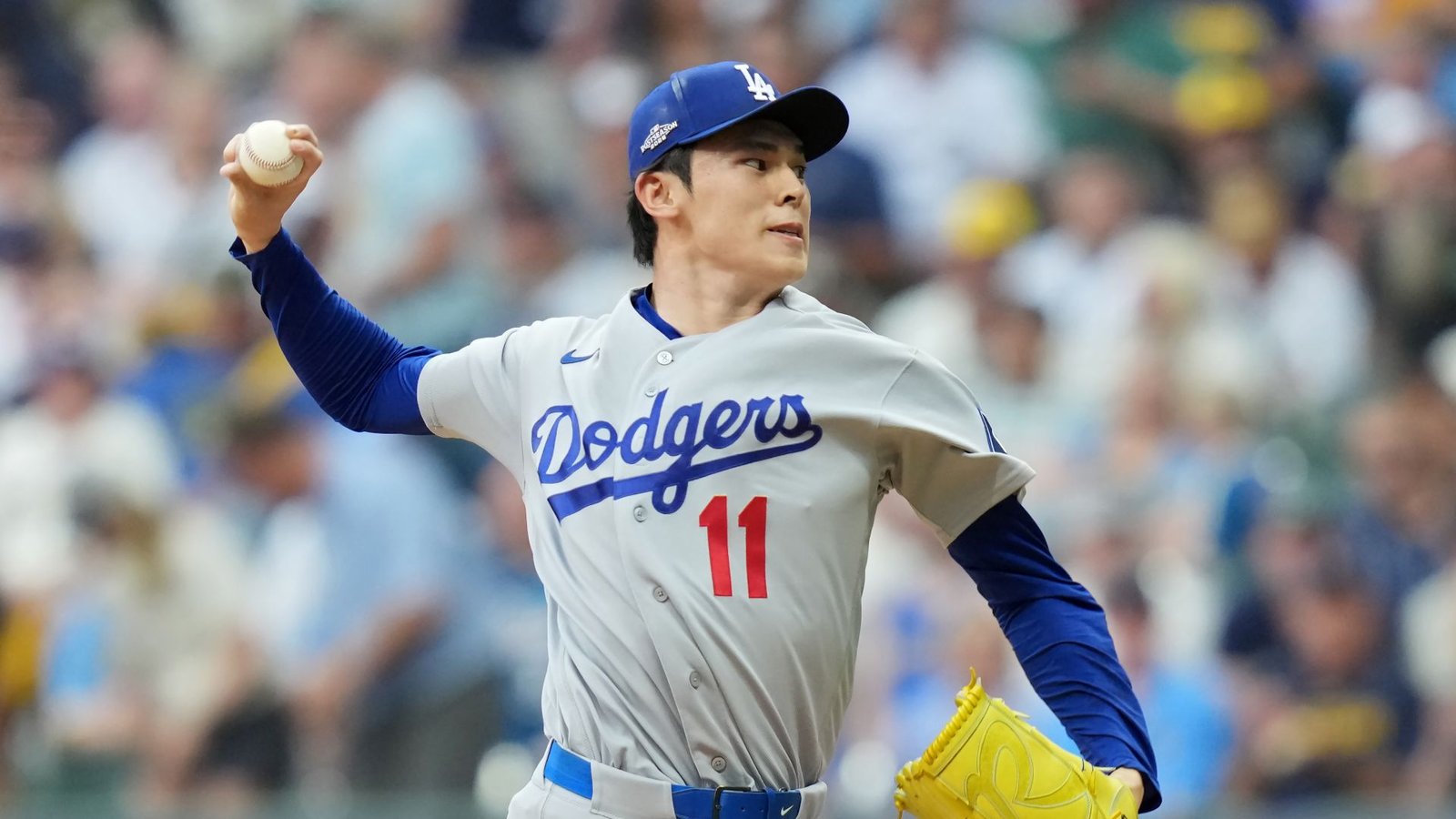 Roki Sasaki during Dodgers–Brewers NLCS Game 2 at American Family Field on October 12, 2026.