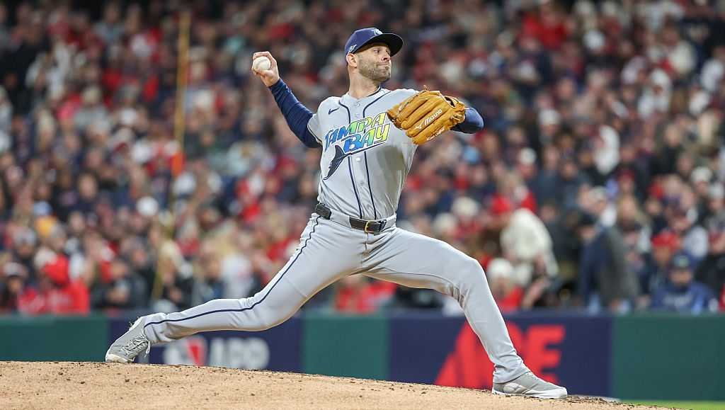 Nick Martinez pitching.