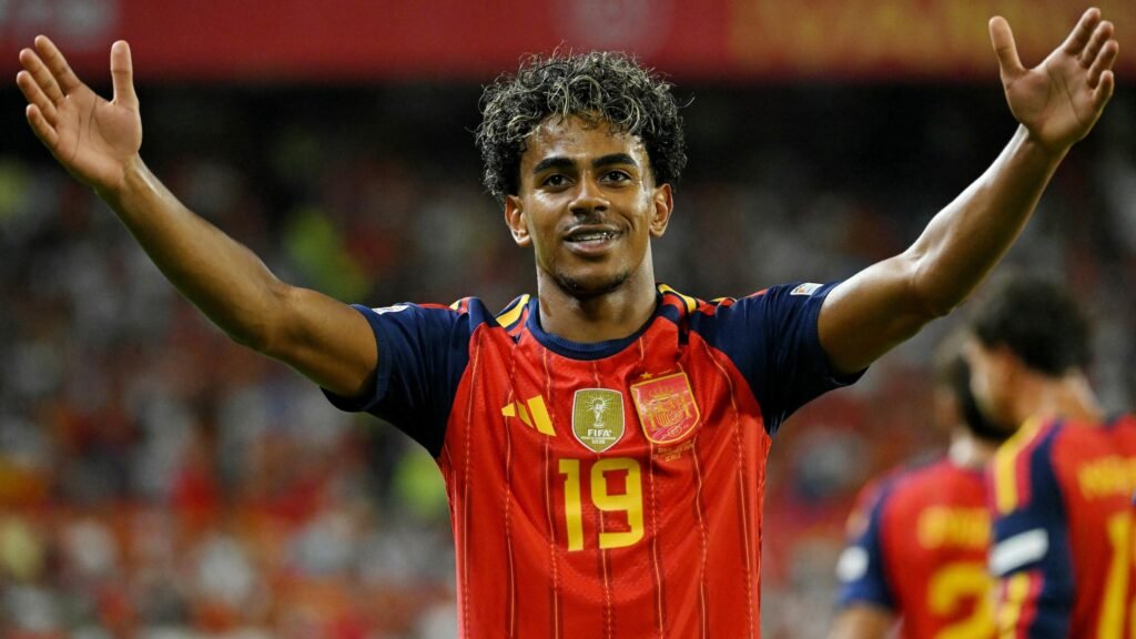 Lamine Yamal celebrates Spain’s third goal against Croatia in Seville on September 29, 2026.