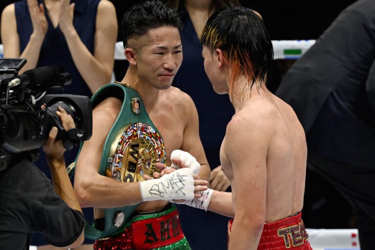 Takuma Inoue and Tenshin Nasukawa shake hands after their rematch in Tokyo on September 27, 2026.